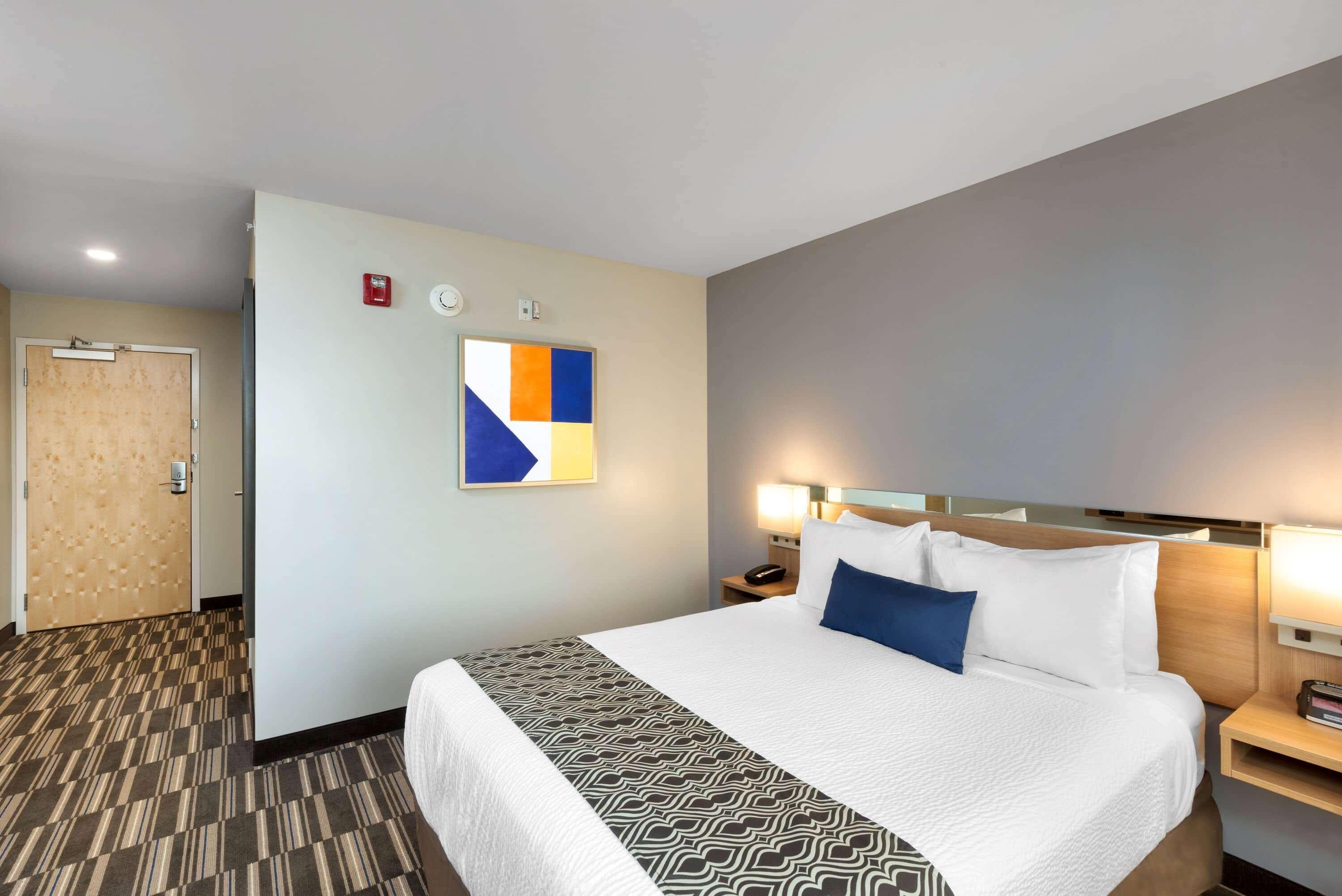 Microtel Inn & Suites By Wyndham Farmington Exteriör bild