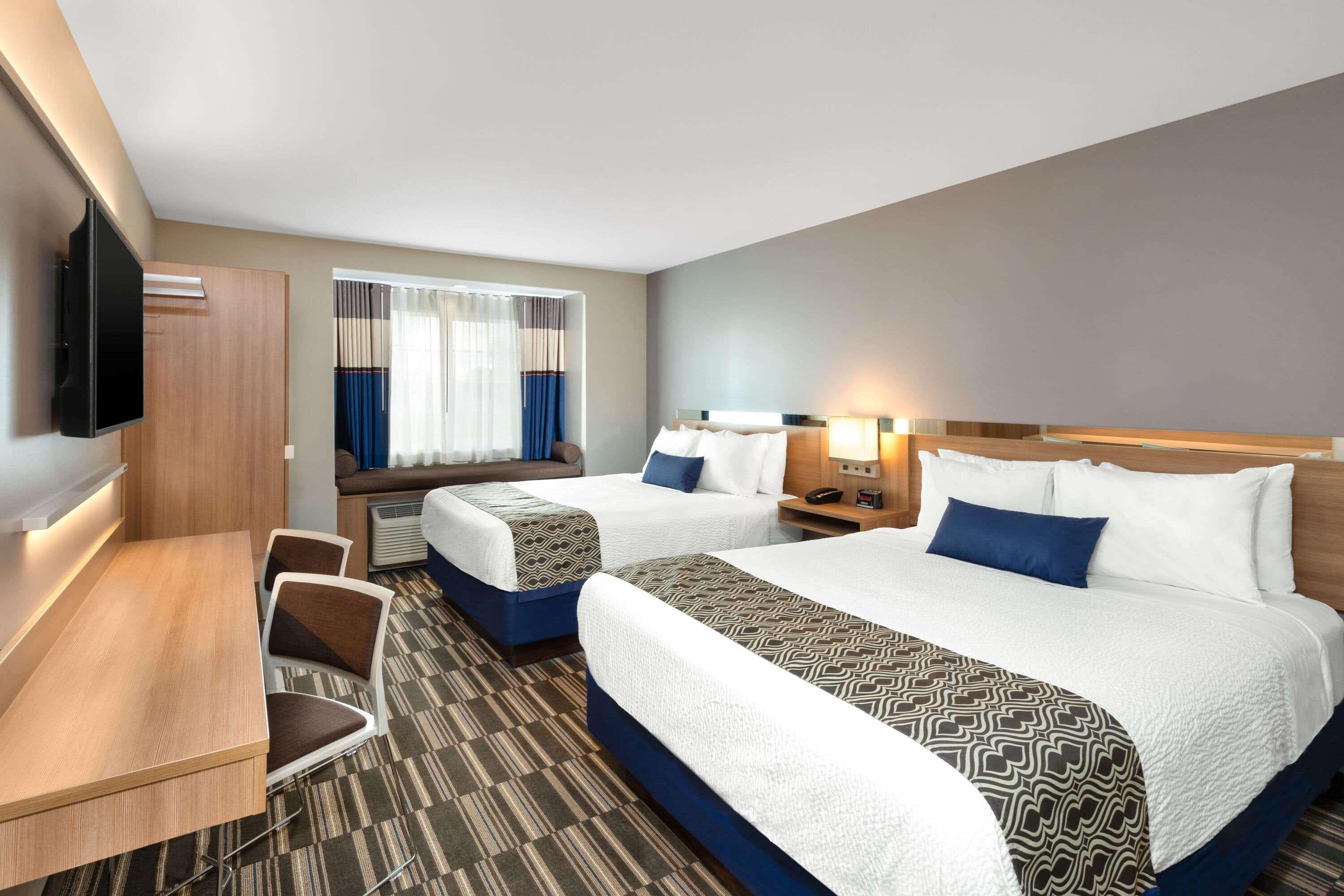 Microtel Inn & Suites By Wyndham Farmington Exteriör bild
