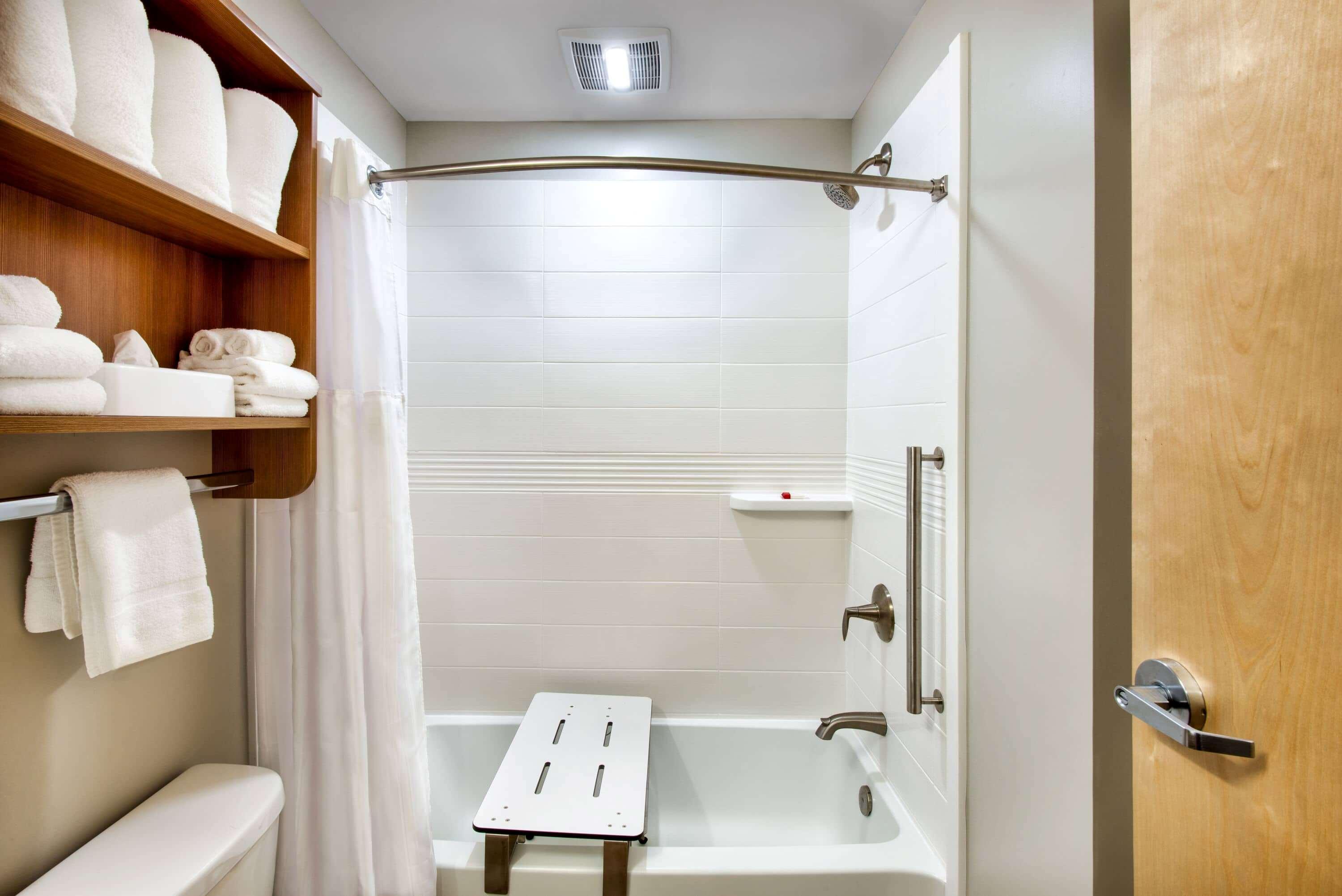 Microtel Inn & Suites By Wyndham Farmington Exteriör bild