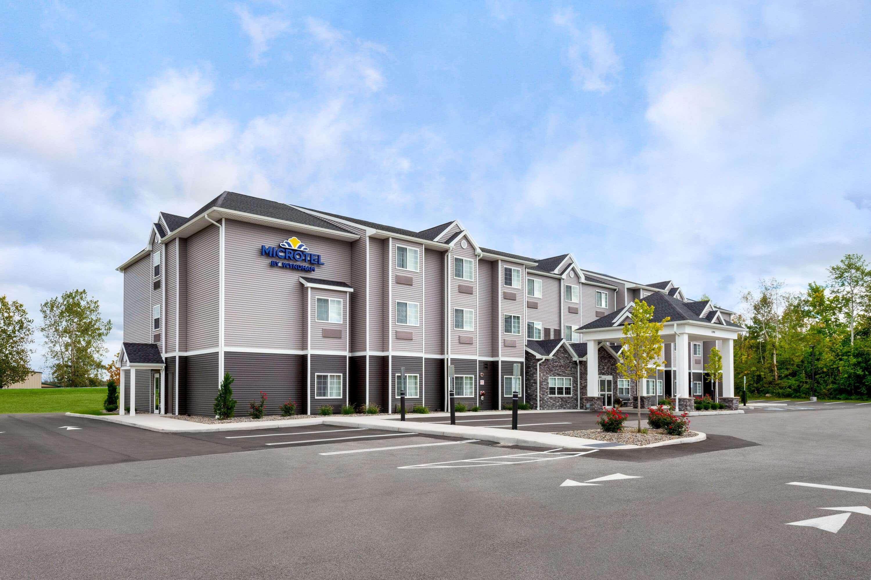 Microtel Inn & Suites By Wyndham Farmington Exteriör bild
